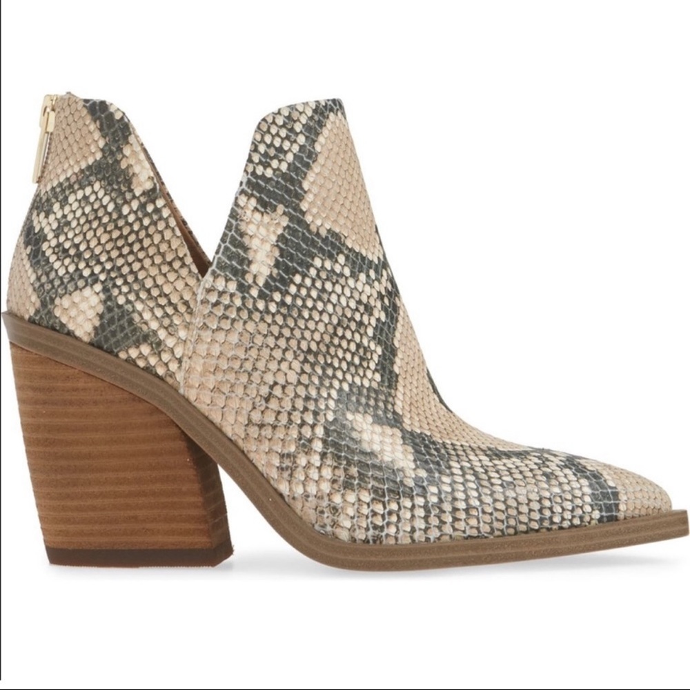 Vince Camuto Gigietta snakeskin boots